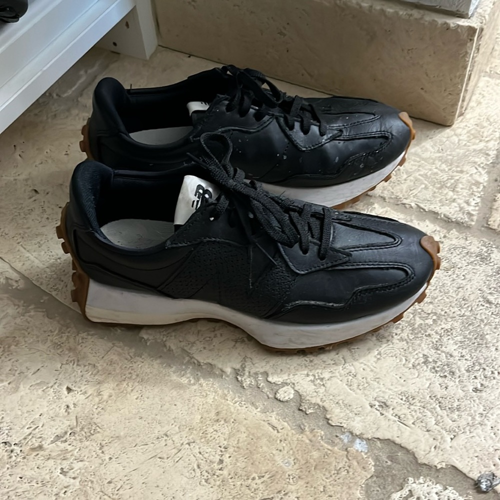 New balance sneakers 327